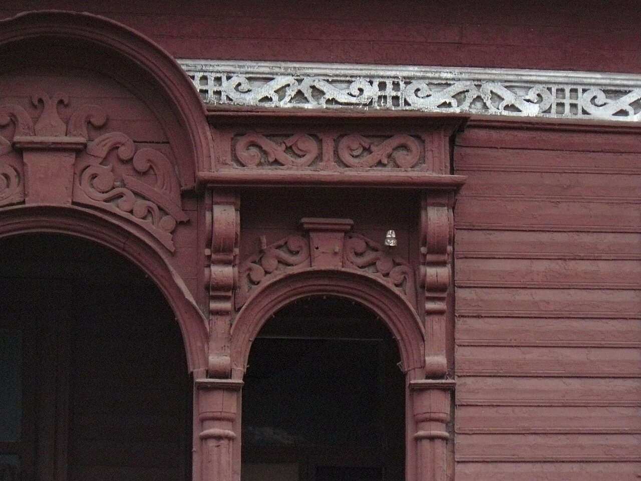 Деталь лоджии, 2011 год