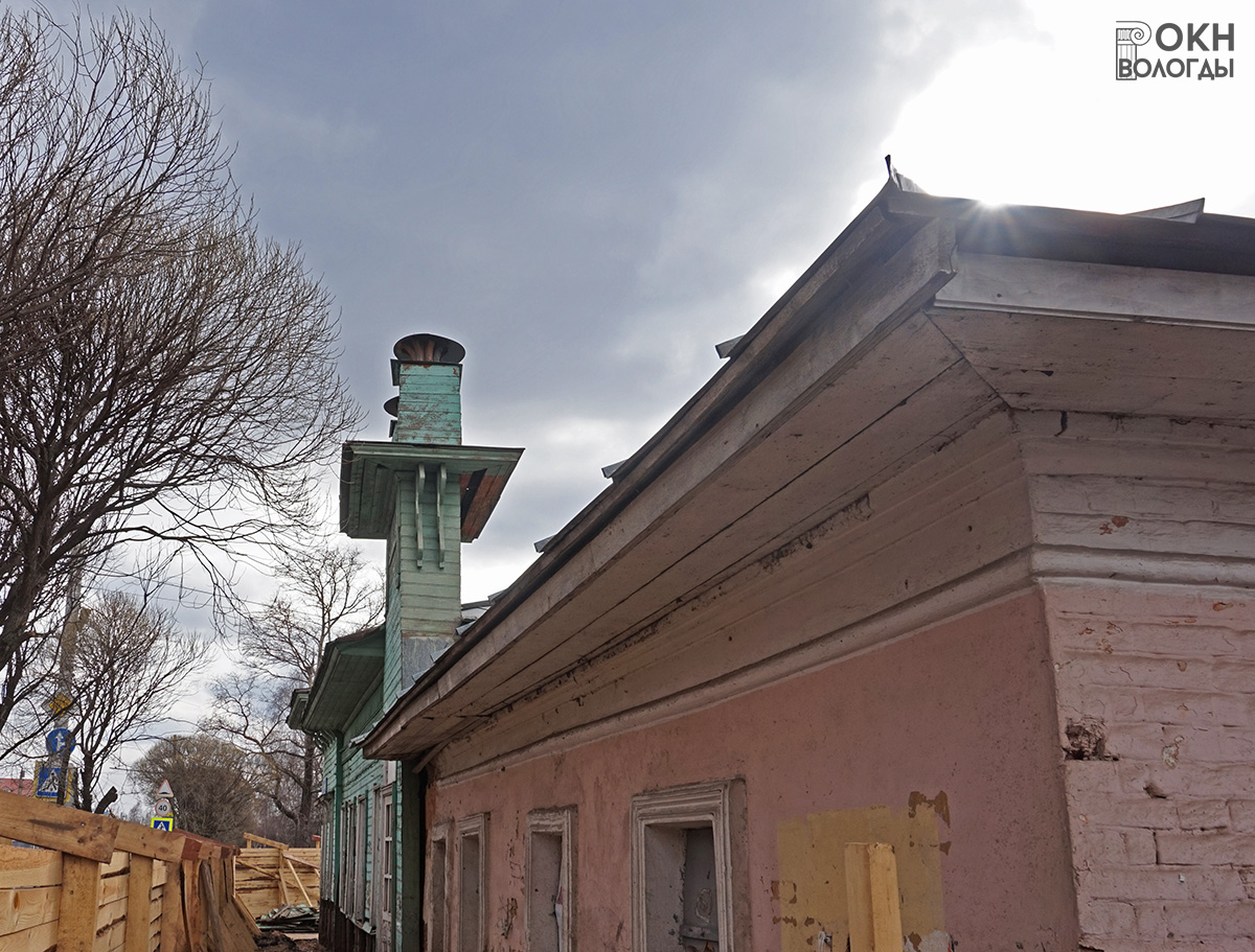 Угол вотчинного и северного фасадов, 2017 год