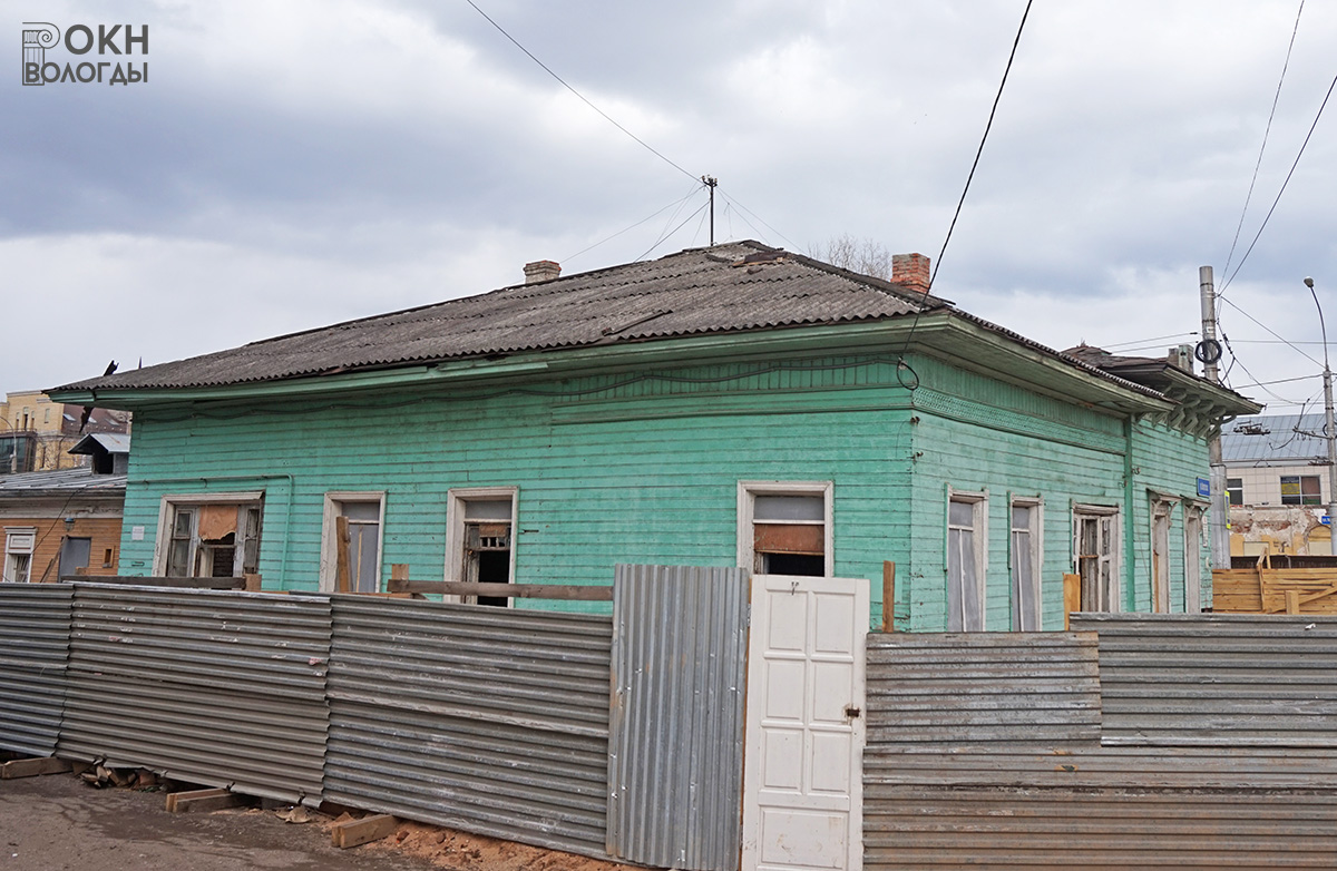 Угол западного и южного фасадов, 2017 год