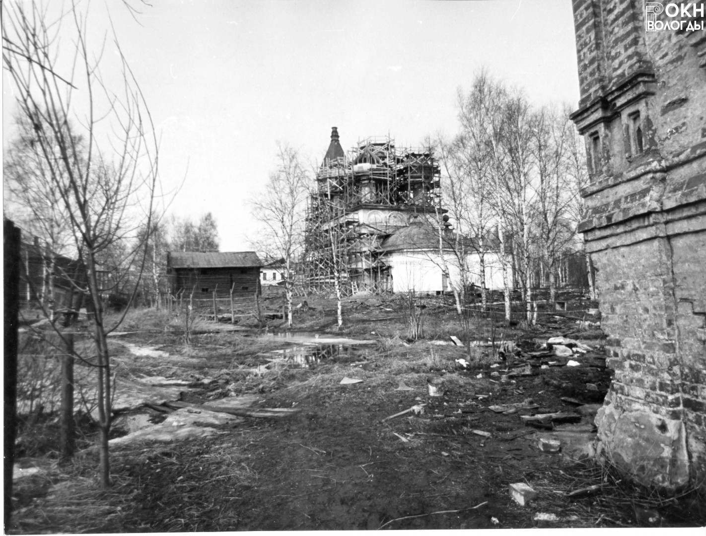 Вид с востока: восстановление глав Успенского собора, 1984 год