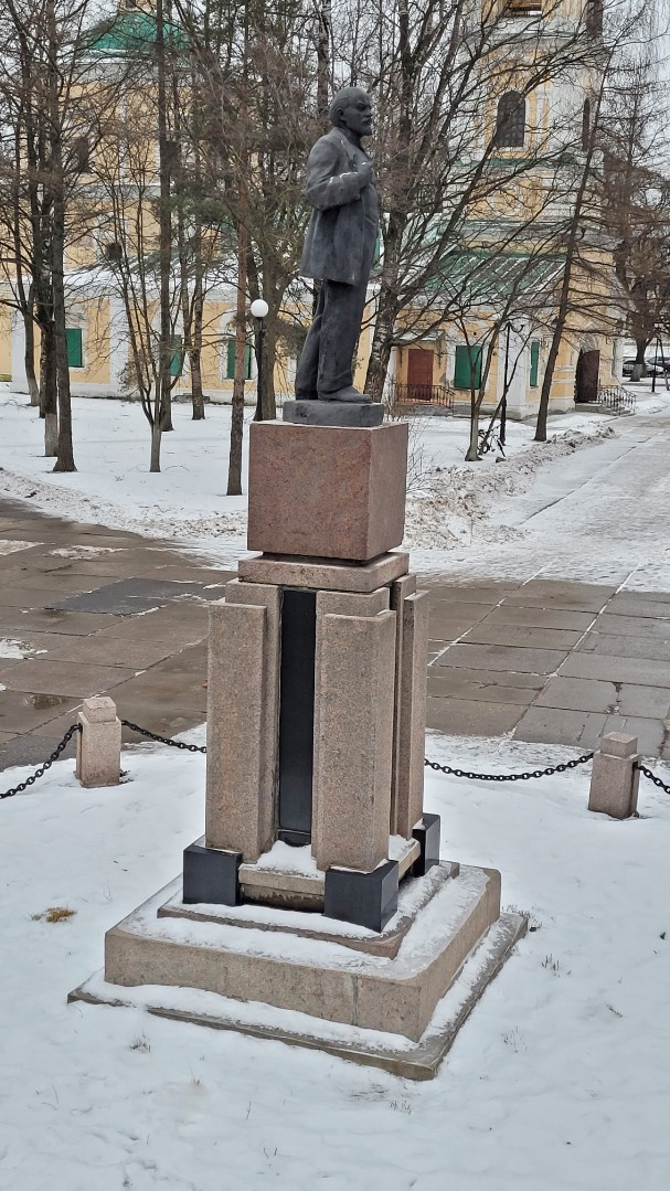 Вид памятника с запада, 2024 год