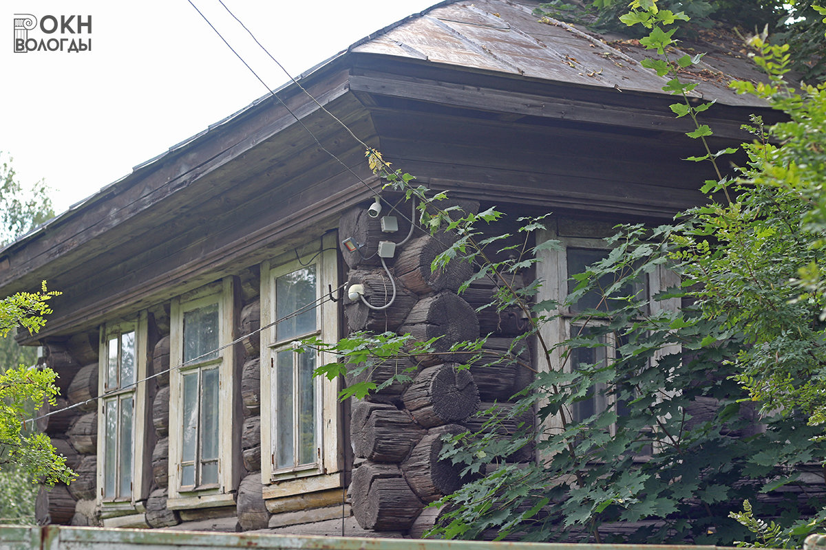 Угол северного и западного фасадов
