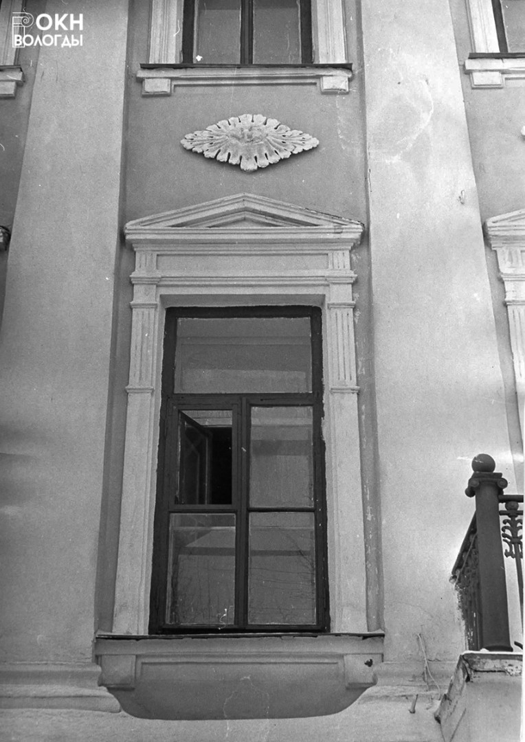 Декор окна второго этажа, 1981 год