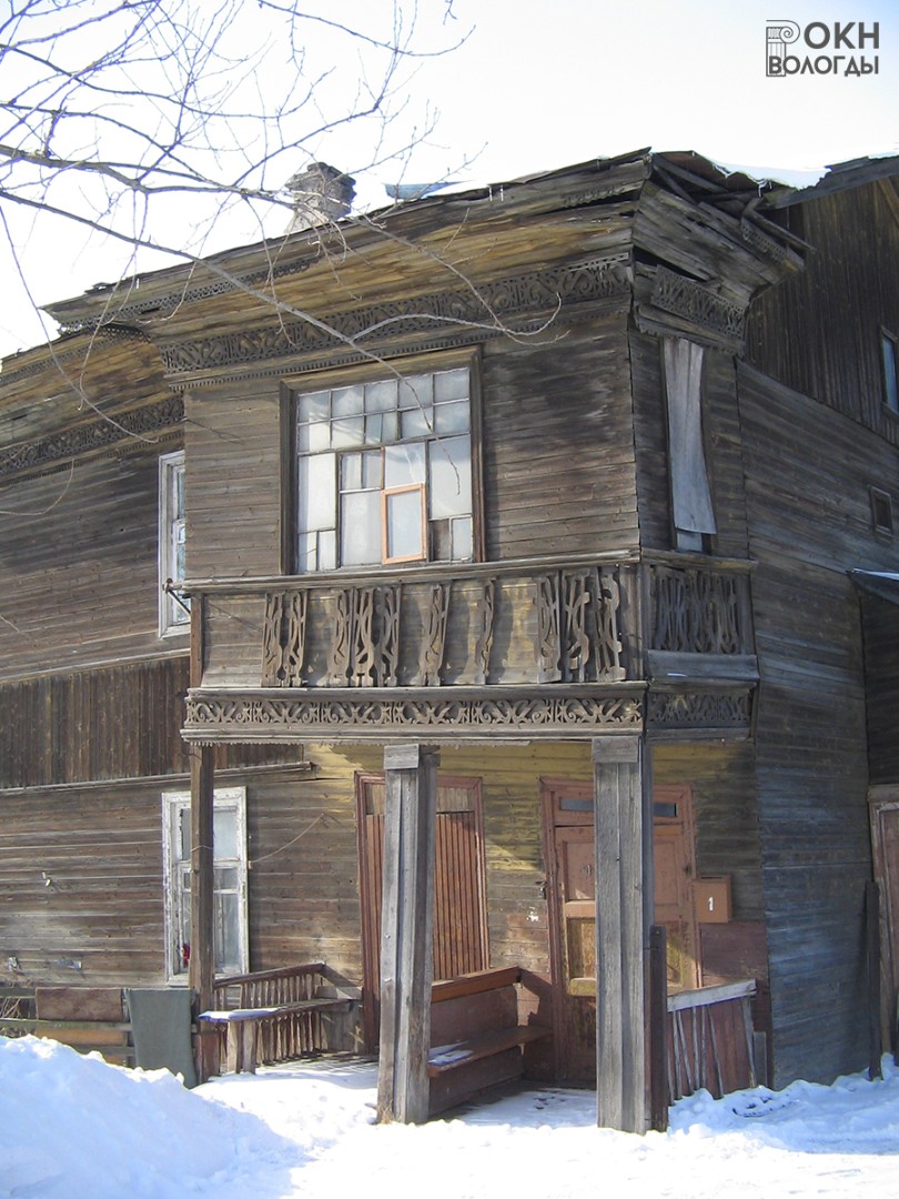 Декор крыльца, 2008 год