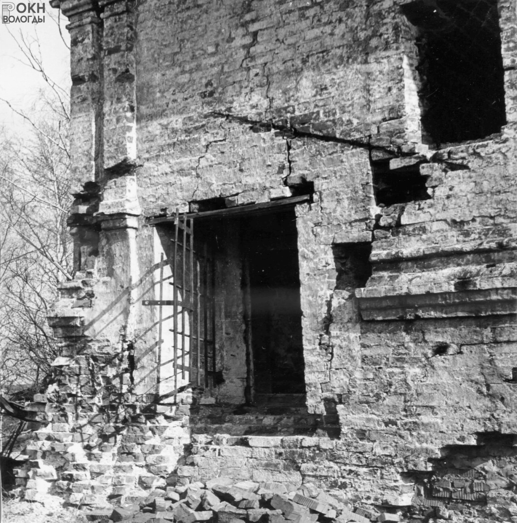 Вход на второй этаж на западном фасаде, 1984 год