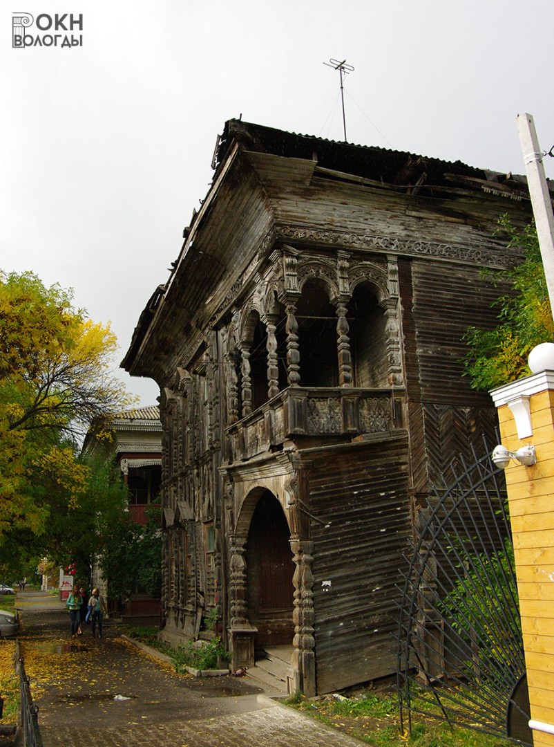 Главный фасад, 2011 год