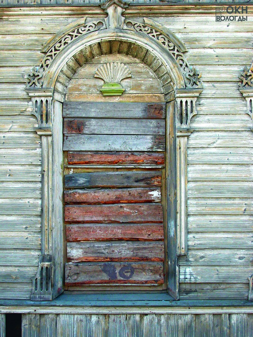 Декор наличников. Фото 2003 года