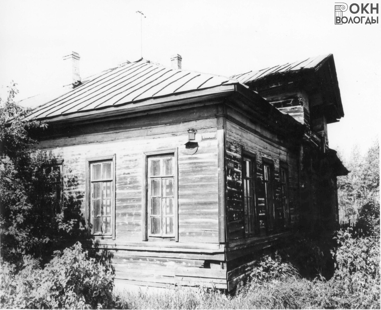 Общий вид со стороны перекрёстка, с юга, 1972 год