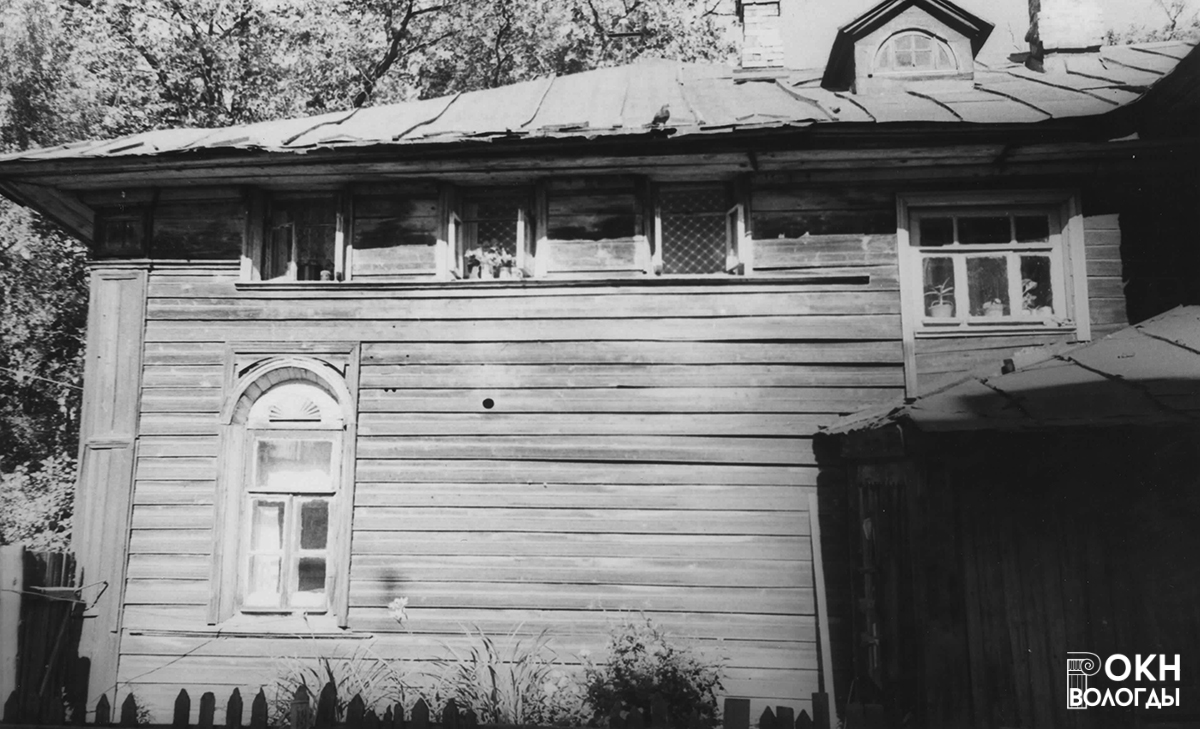 Вид бокового (восточного) фасада, 1972 год