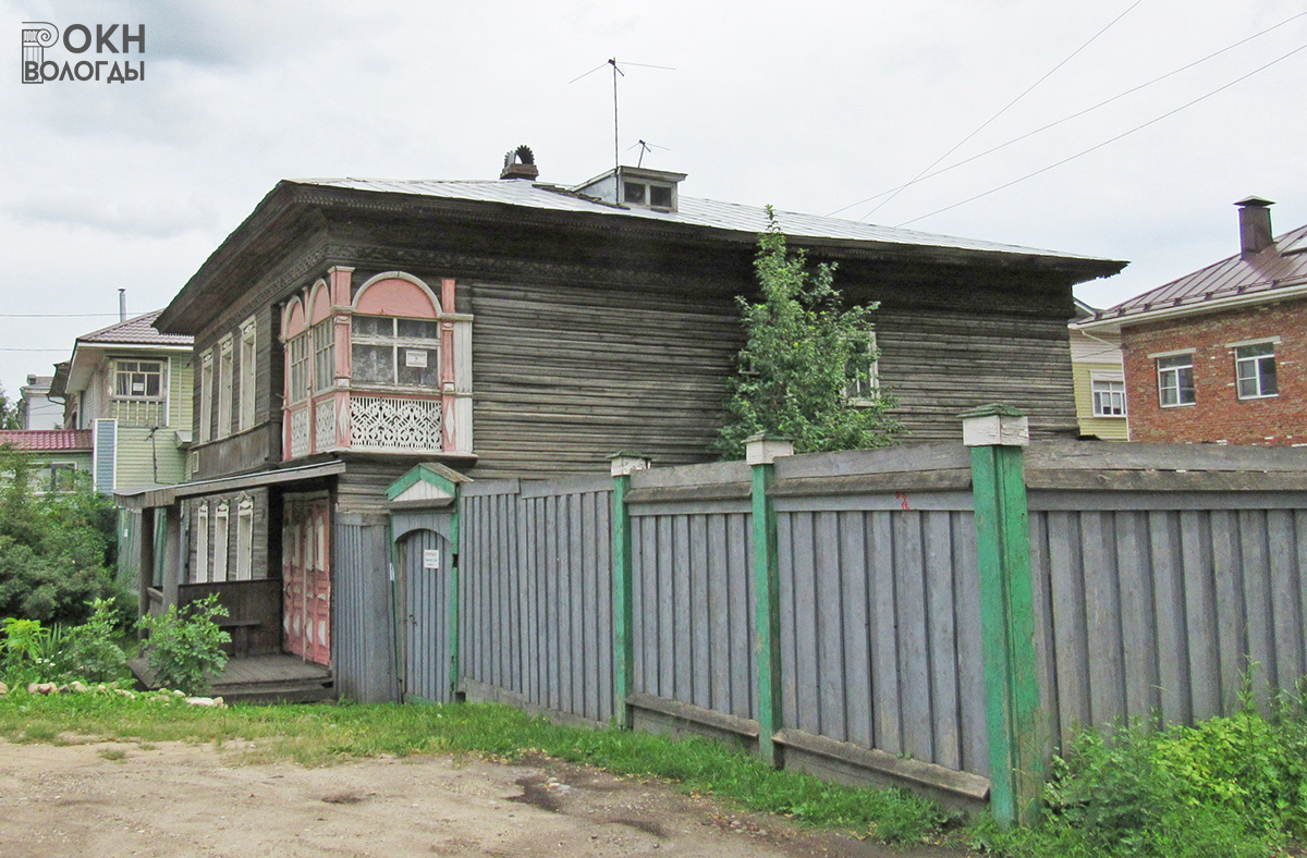 Западный фасад