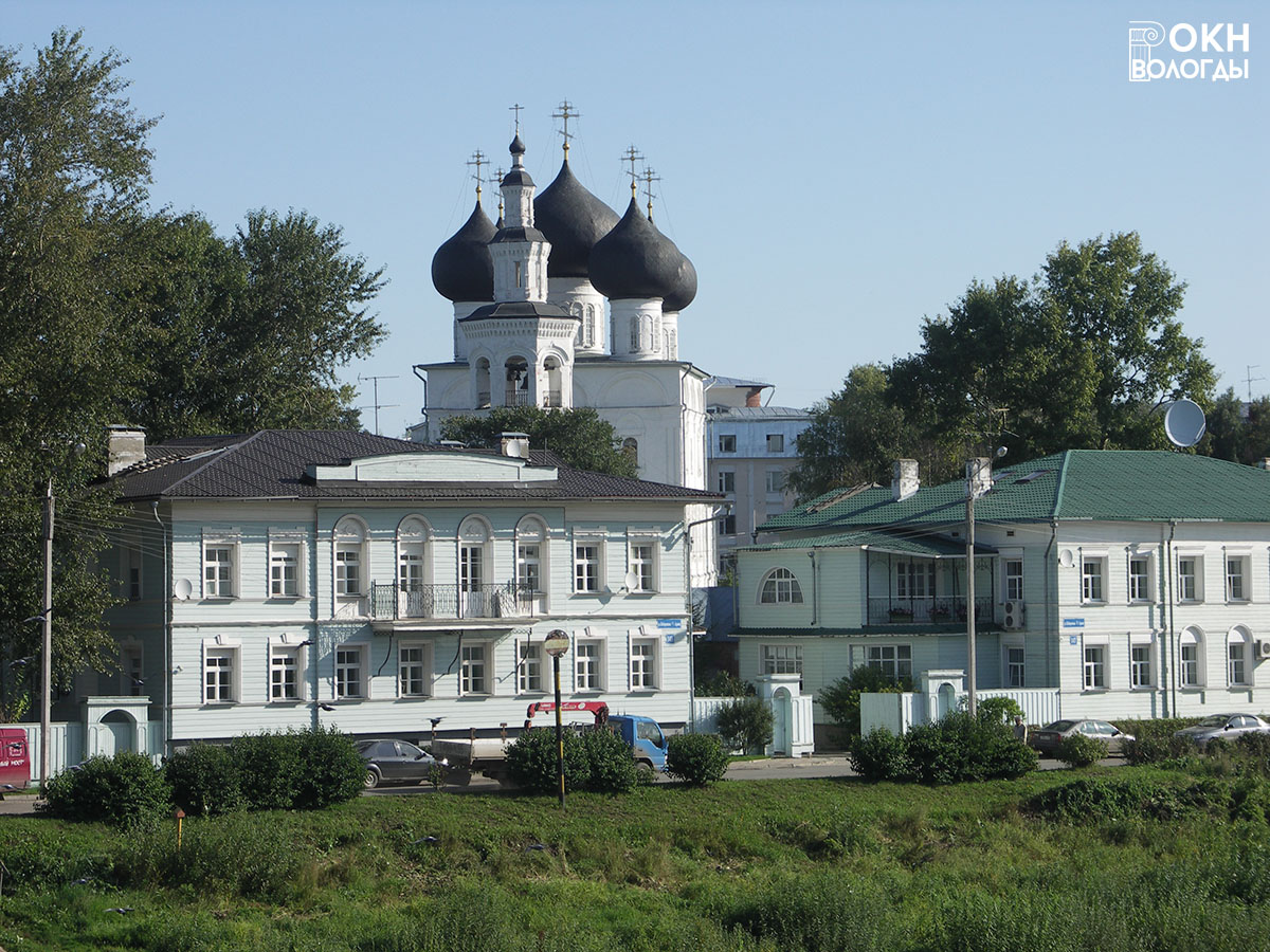 Вид с Красного пешеходного моста, с юго-запада, 2010-е годы