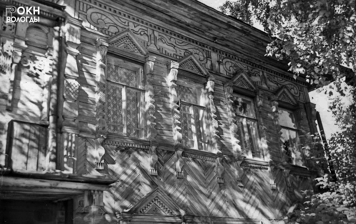 Фрагмент главного фасада, 1972 год