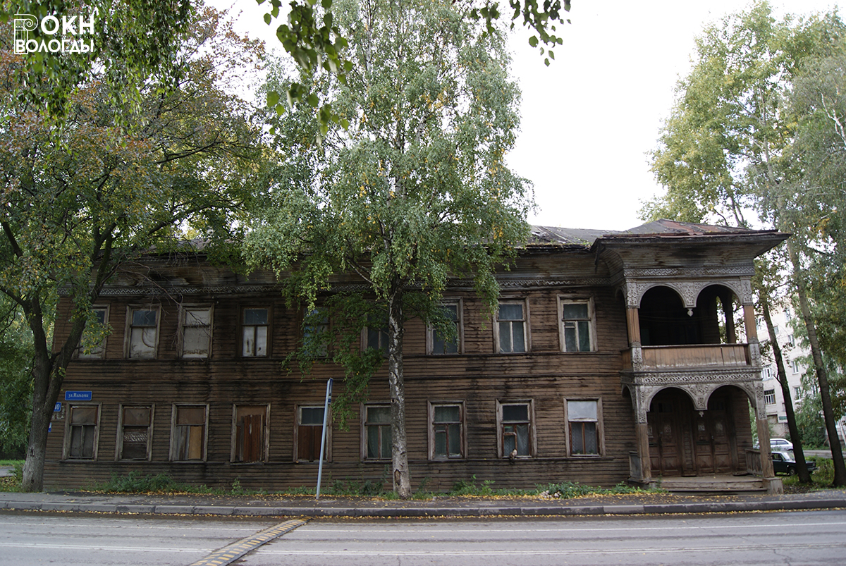 Общий вид с улицы Мальцева, 2011 год