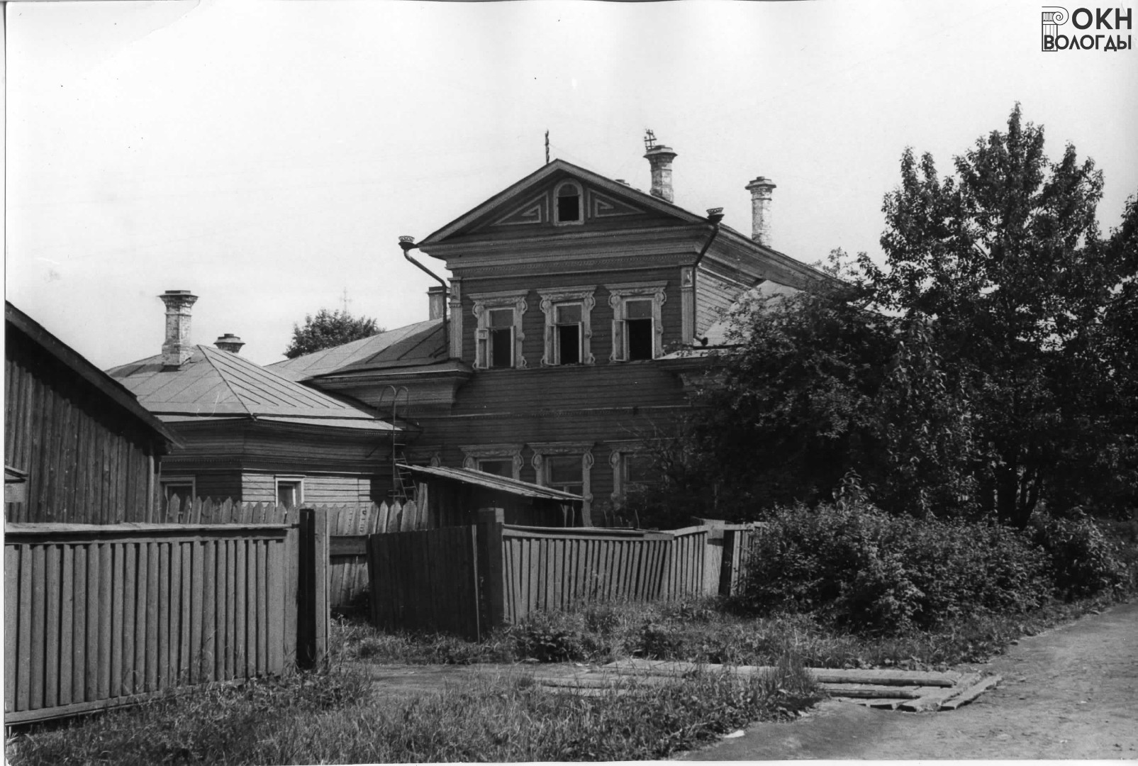 Дворовой фасад, 1981 г.