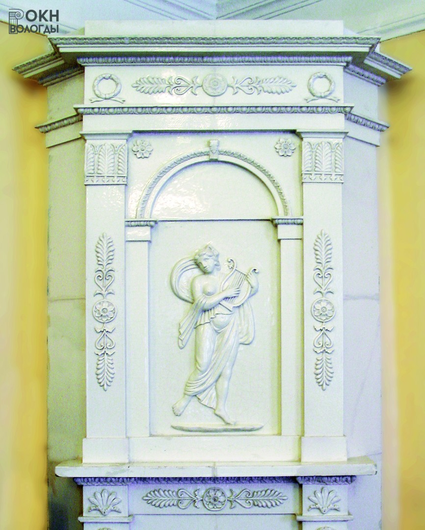 Фрагмент кафельной печи (III) в интерьере дома Волкова, 2006 год