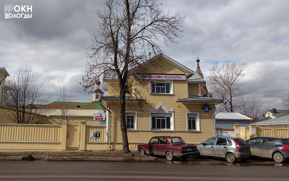 Главный фасад, 2011 год
