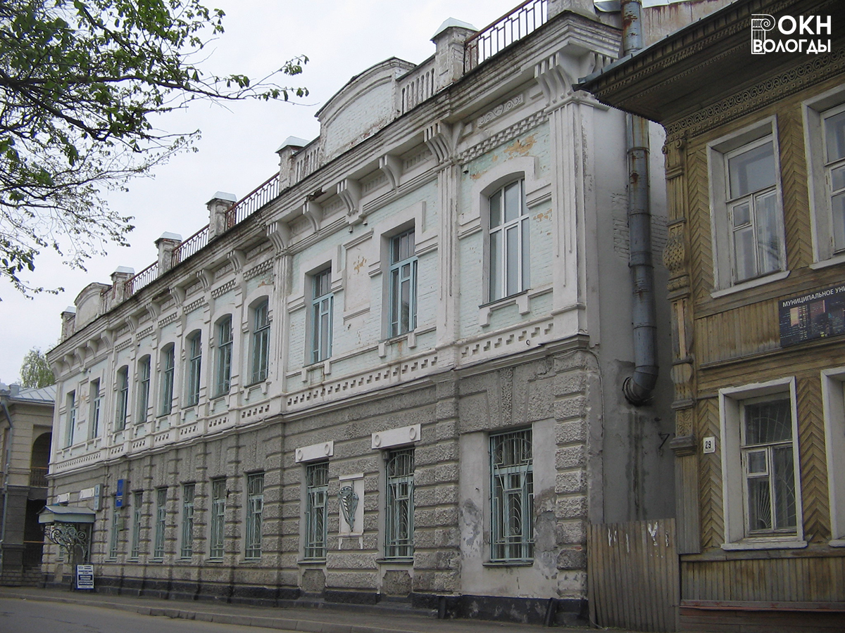 Главный фасад, 2007 год
