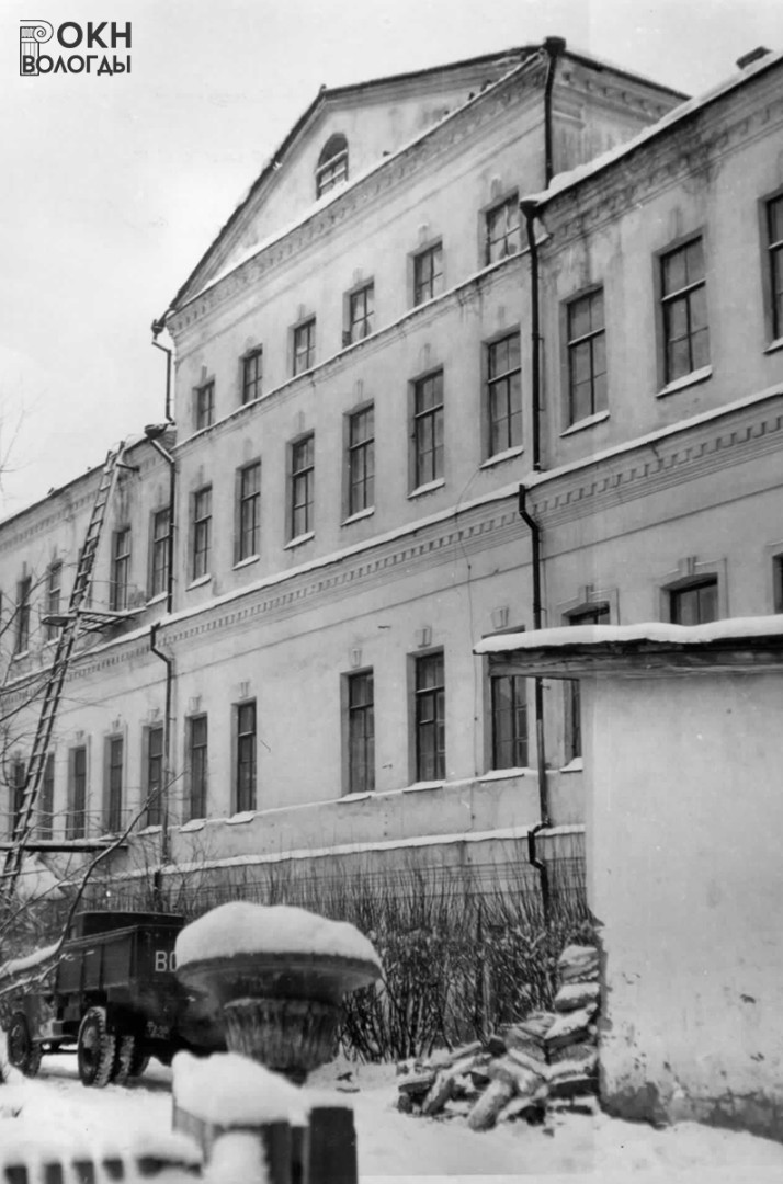 Фрагмент дворового фасада, 1961 год