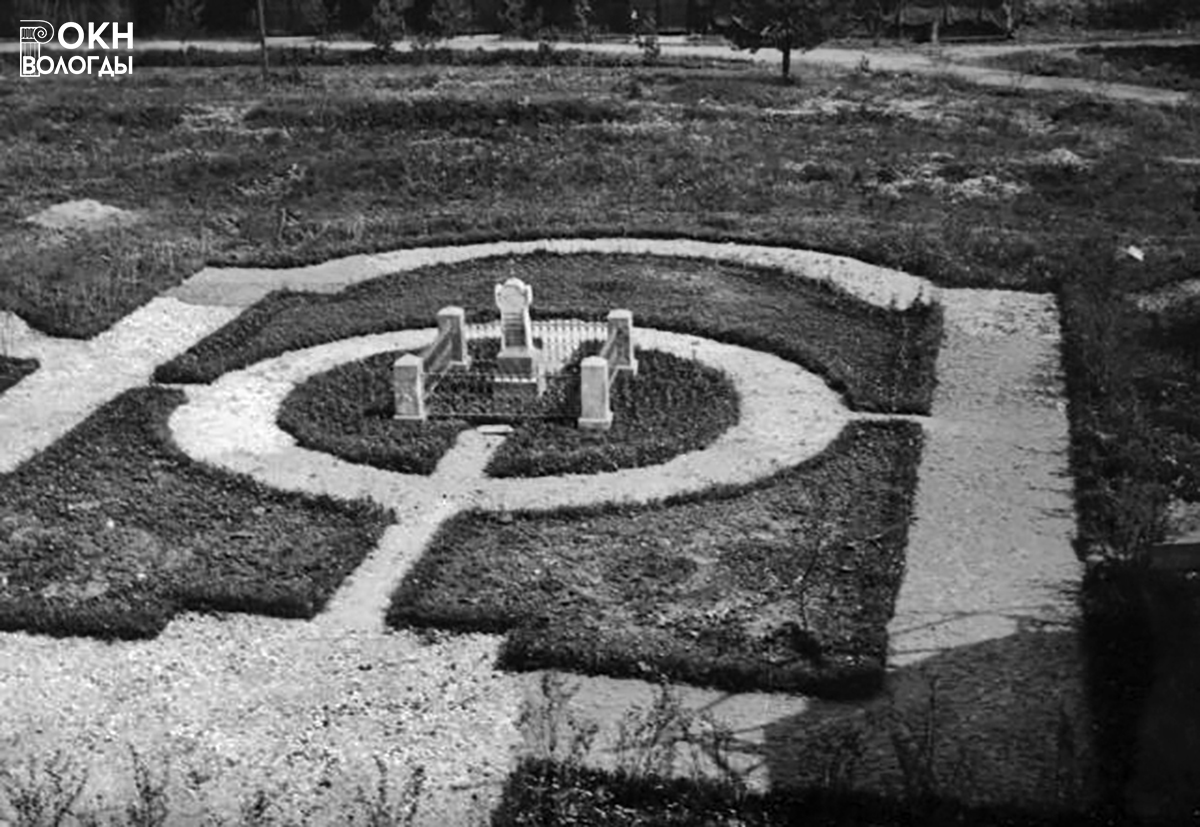 Могила К.Н. Батюшкова, фото 1950-х годов