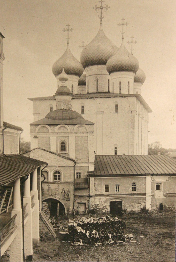 Надвратная Воздвиженская церковь, с юга, 1920-е годы