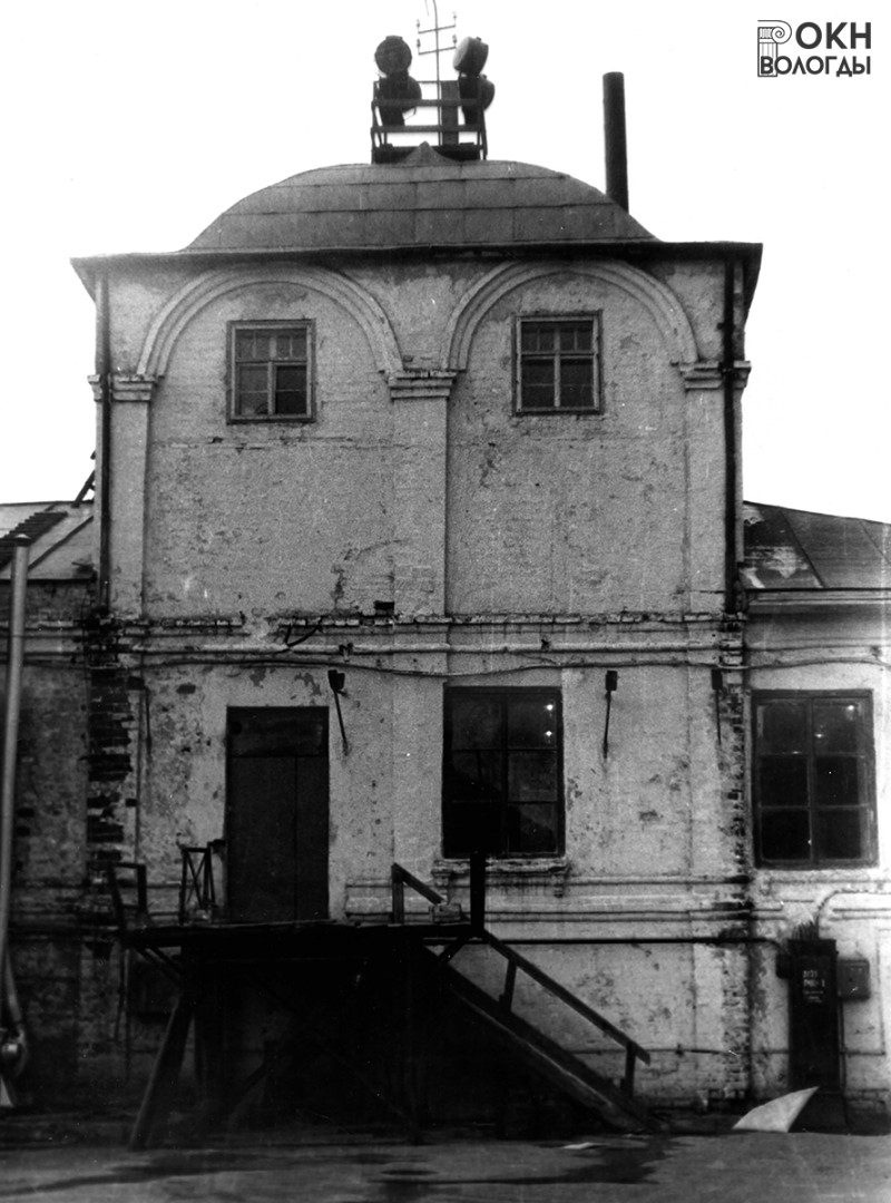 Южный фасад четверика, 1976 год