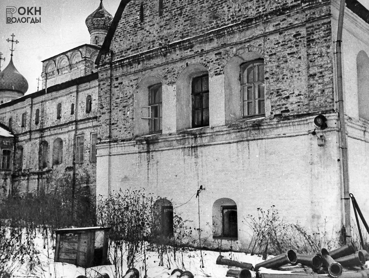 Западный фасад, 1981 год