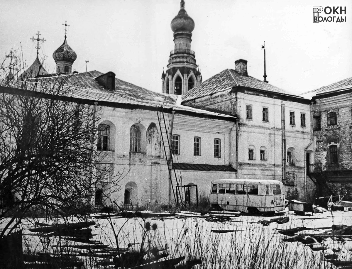 Гаврииловский корпус, южный фасад, 1981 год