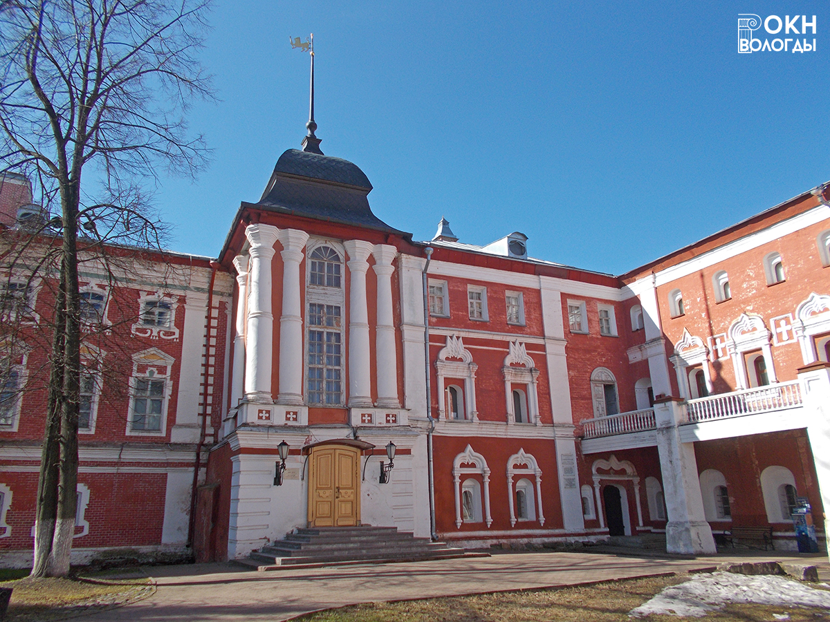 Главный фасад, 2015 год