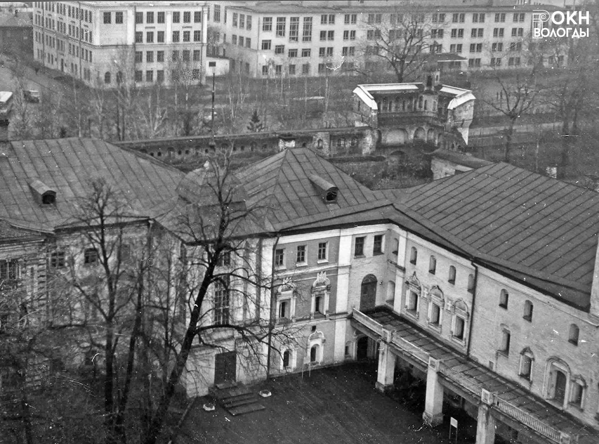 Северный фасад, 1981 год