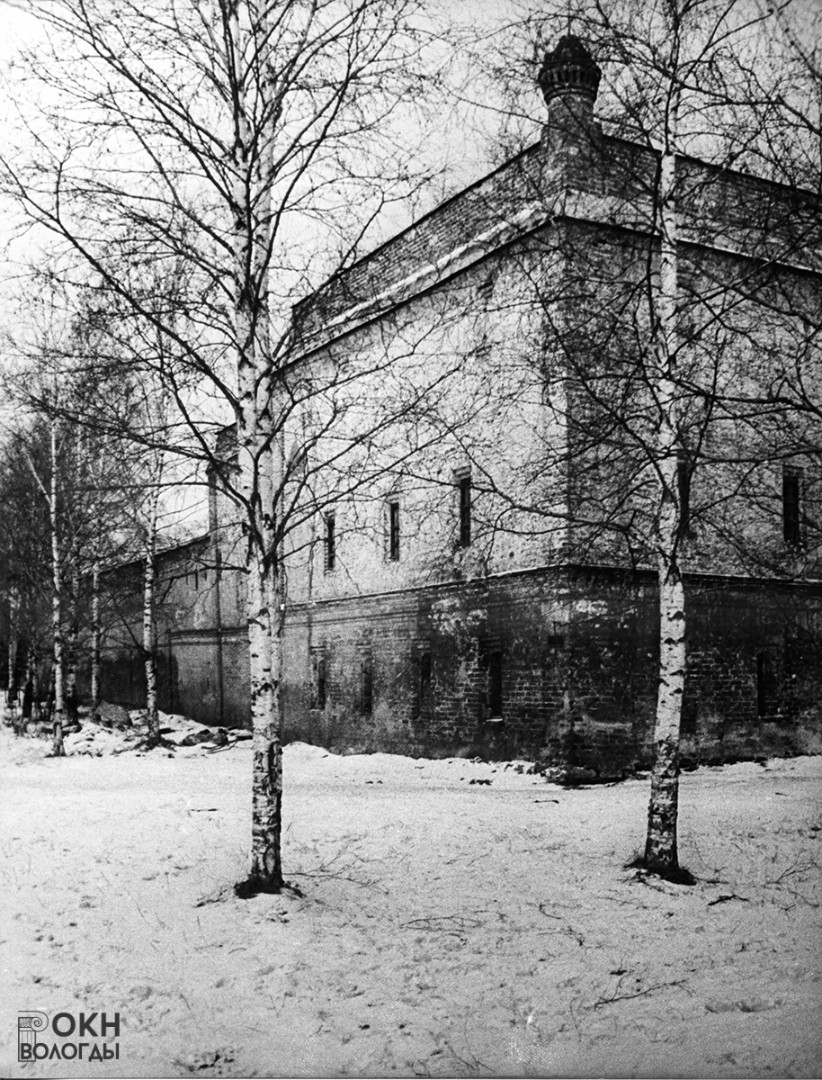 Вид с юго-востока, 1981 год