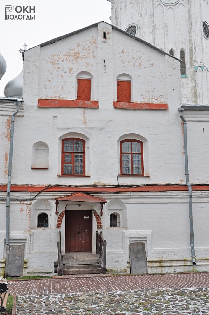 Центральная часть главного фасада, 2011 год