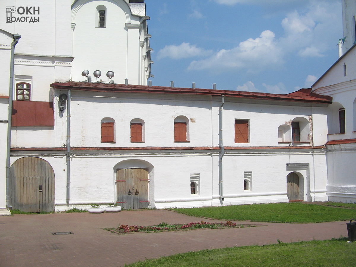 Безымянный корпус, вид с юга, 2006 год