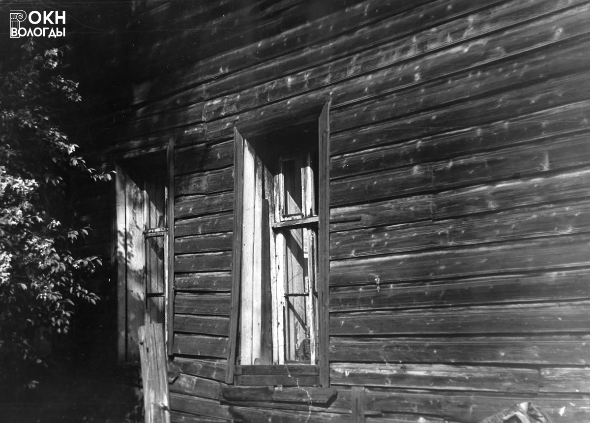 Фрагмент дворового фасада, 1976 год