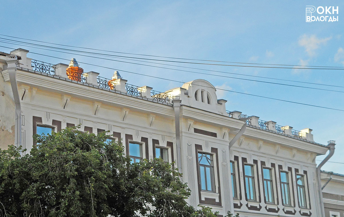 Декор главного фасада. 2022 год.