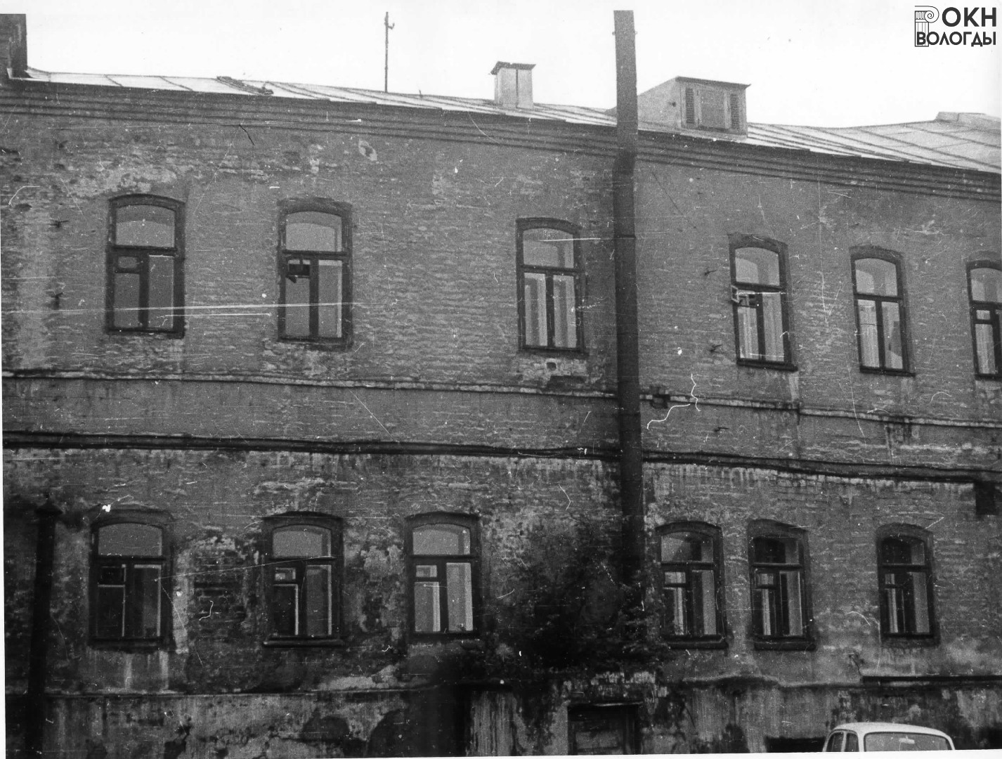 Фрагмент дворового (западного) фасада, 1978 год