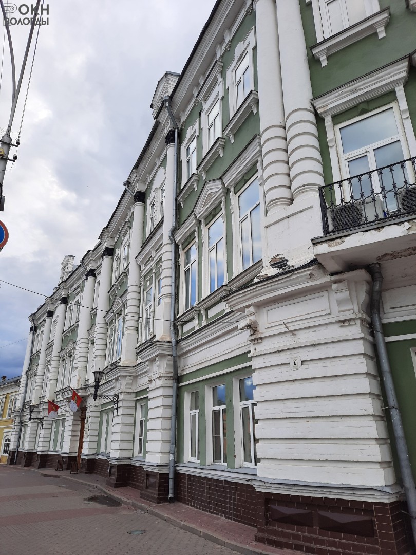 Фрагмент восточного фасада