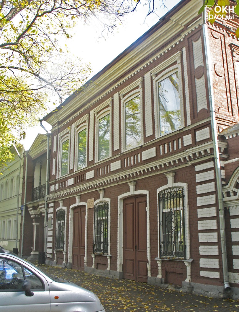 Декор главного фасада, 2011 год