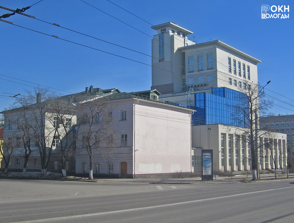 Общий вид в составе комплекса здания УФНС, 2010 год