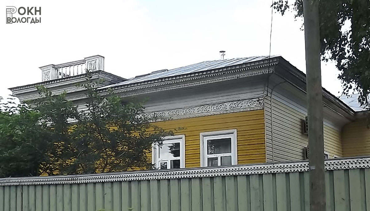 Декор северо-западного фасада дома на Маяковского, 9