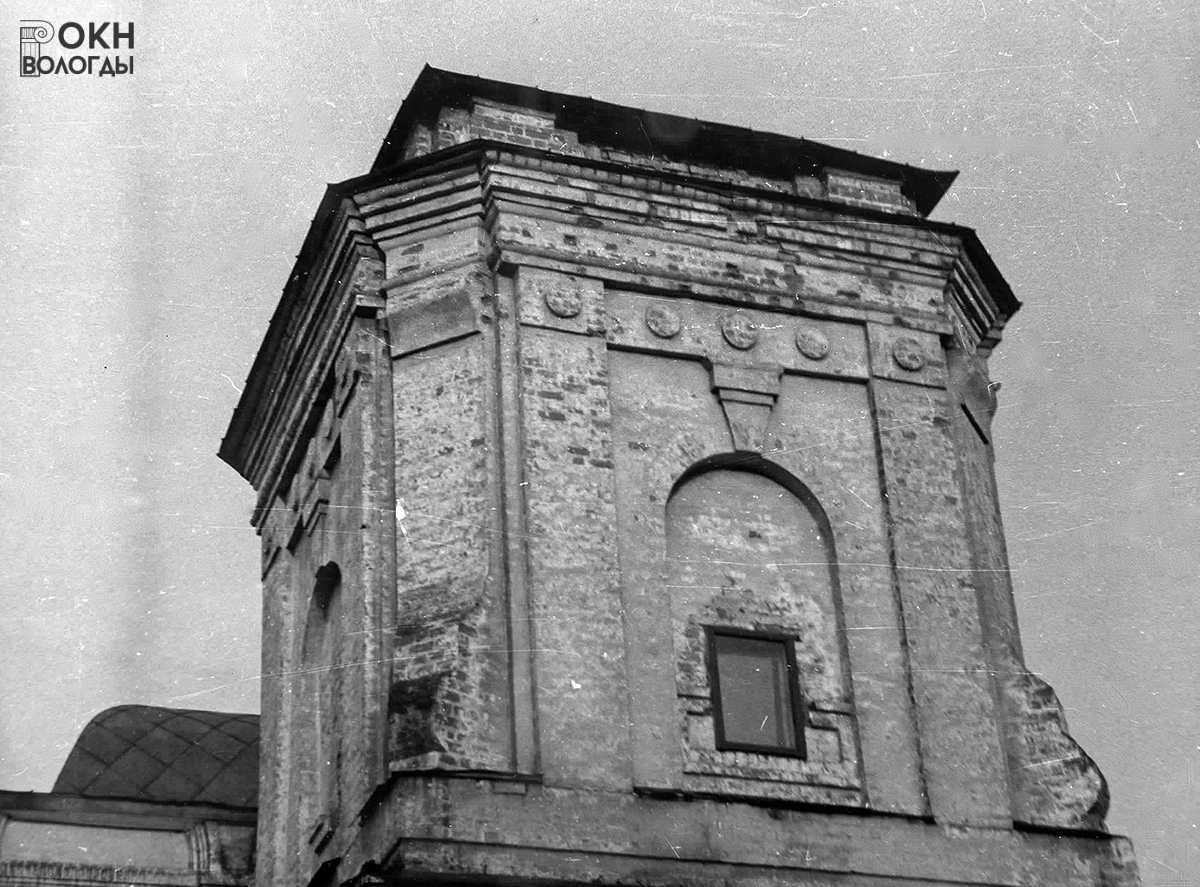 Фрагмент западного фасада колокольни, 1976 год