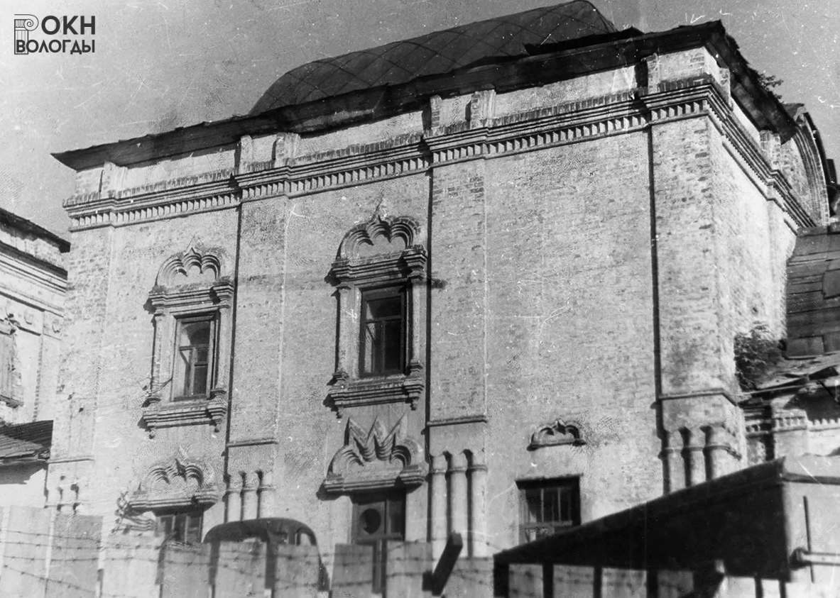 Фрагмент южного фасада четверика, 1976 год