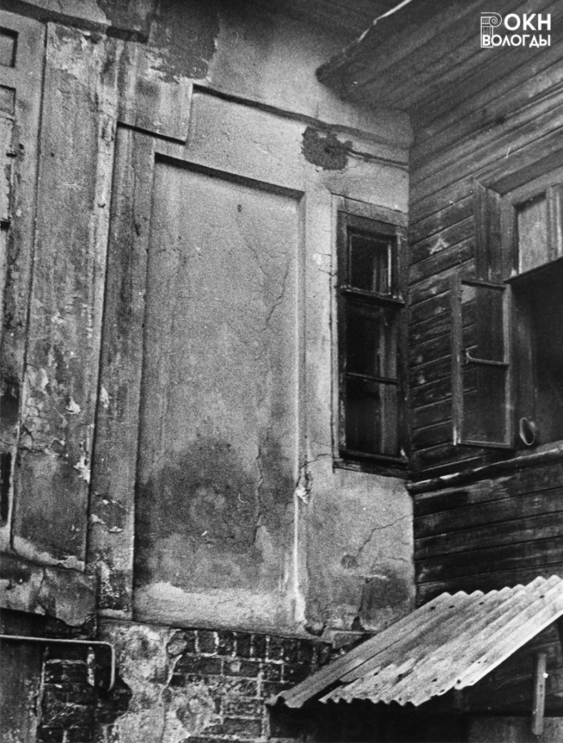 Примыкание пристройки, второй этаж, северо-западный угол, 1985 год
