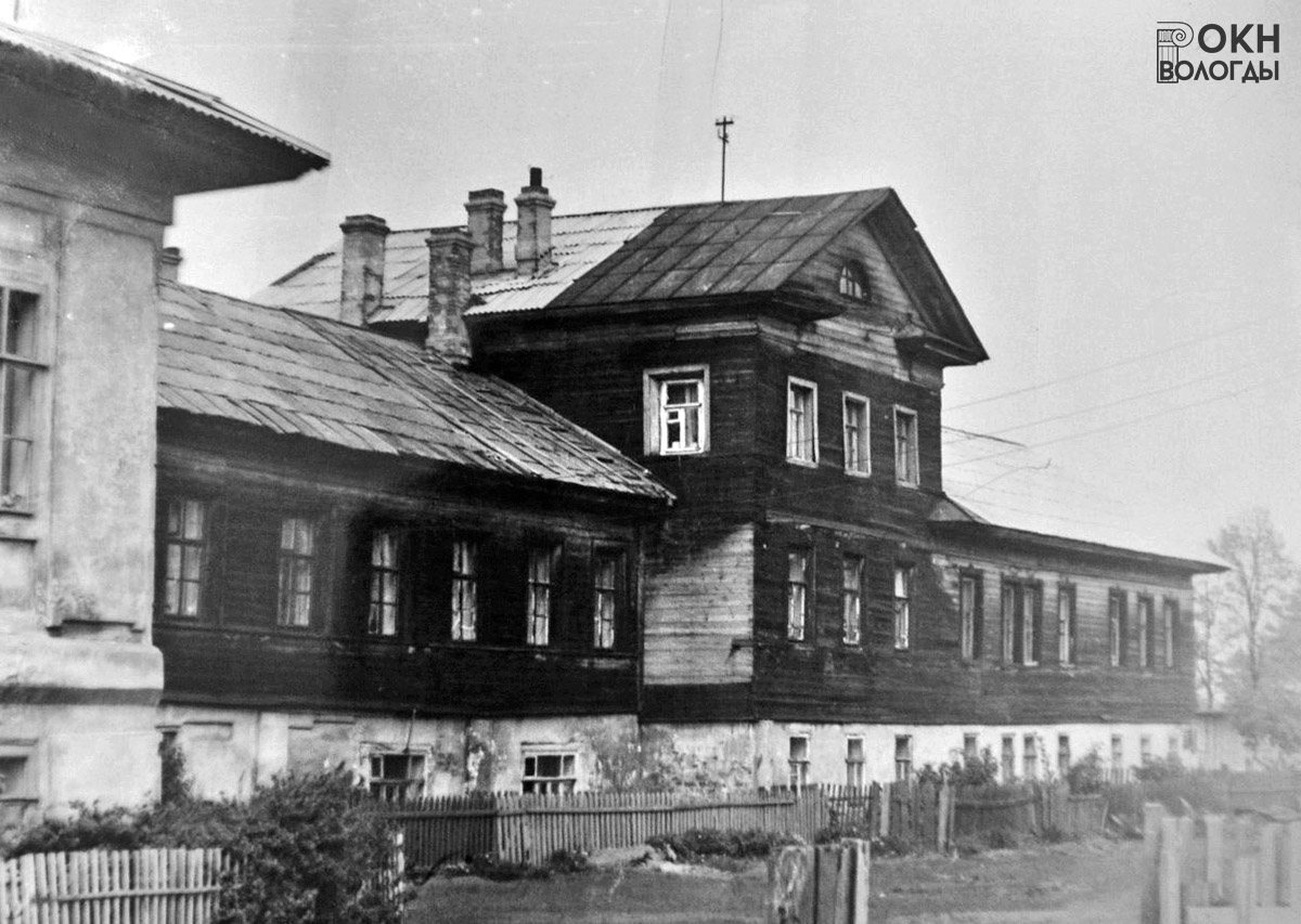 Дворовый фасад, 1976 год