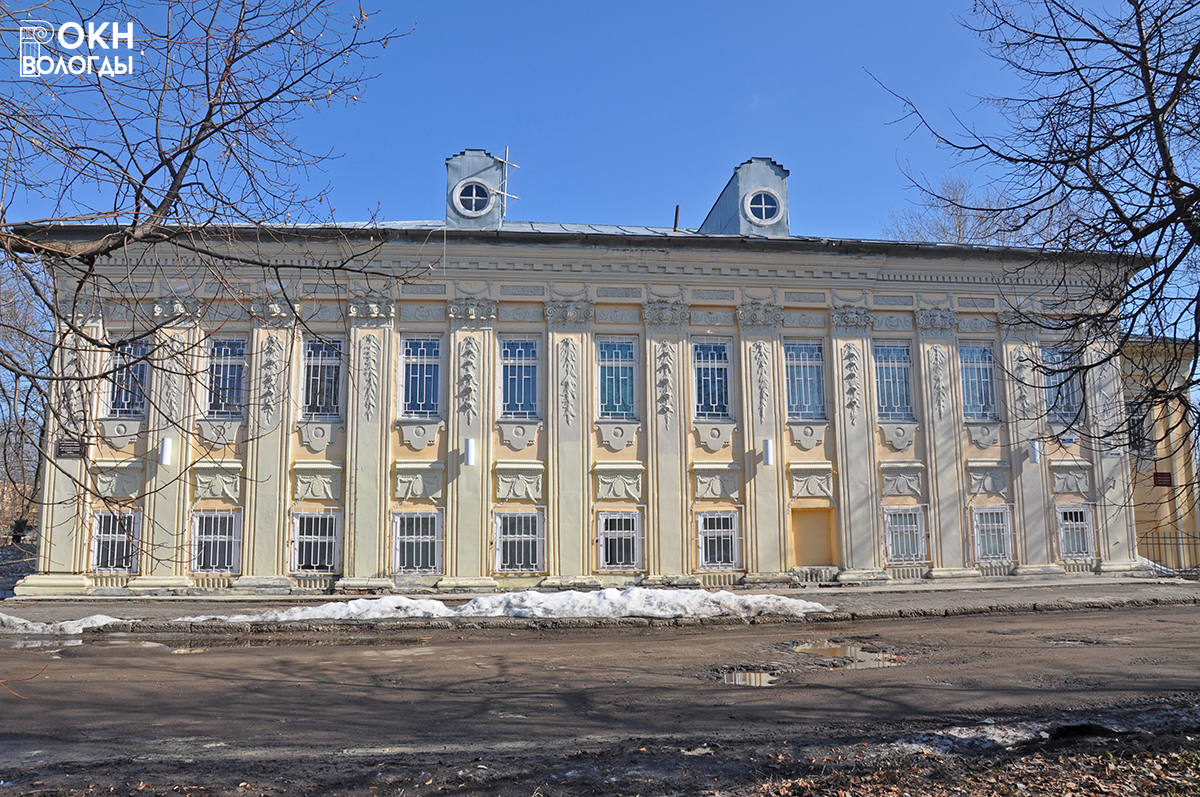 Главный южный фасад, 2011 год