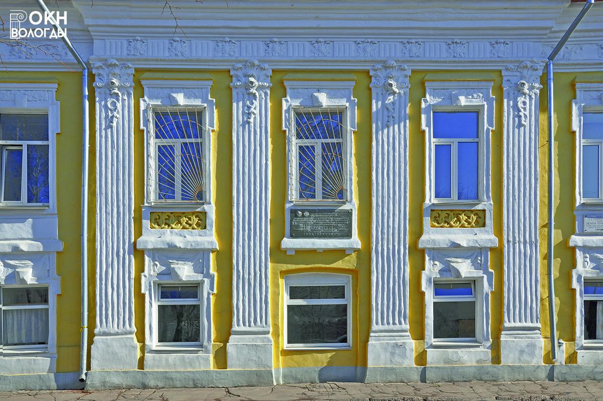 Декор главного фасада, 2011 год