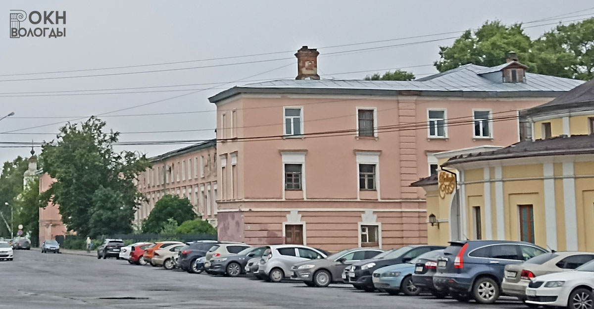 Общий вид со стороны улицы С. Орлова, с юго-востока