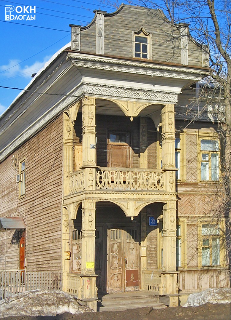 Левое крыльцо, 2011 год