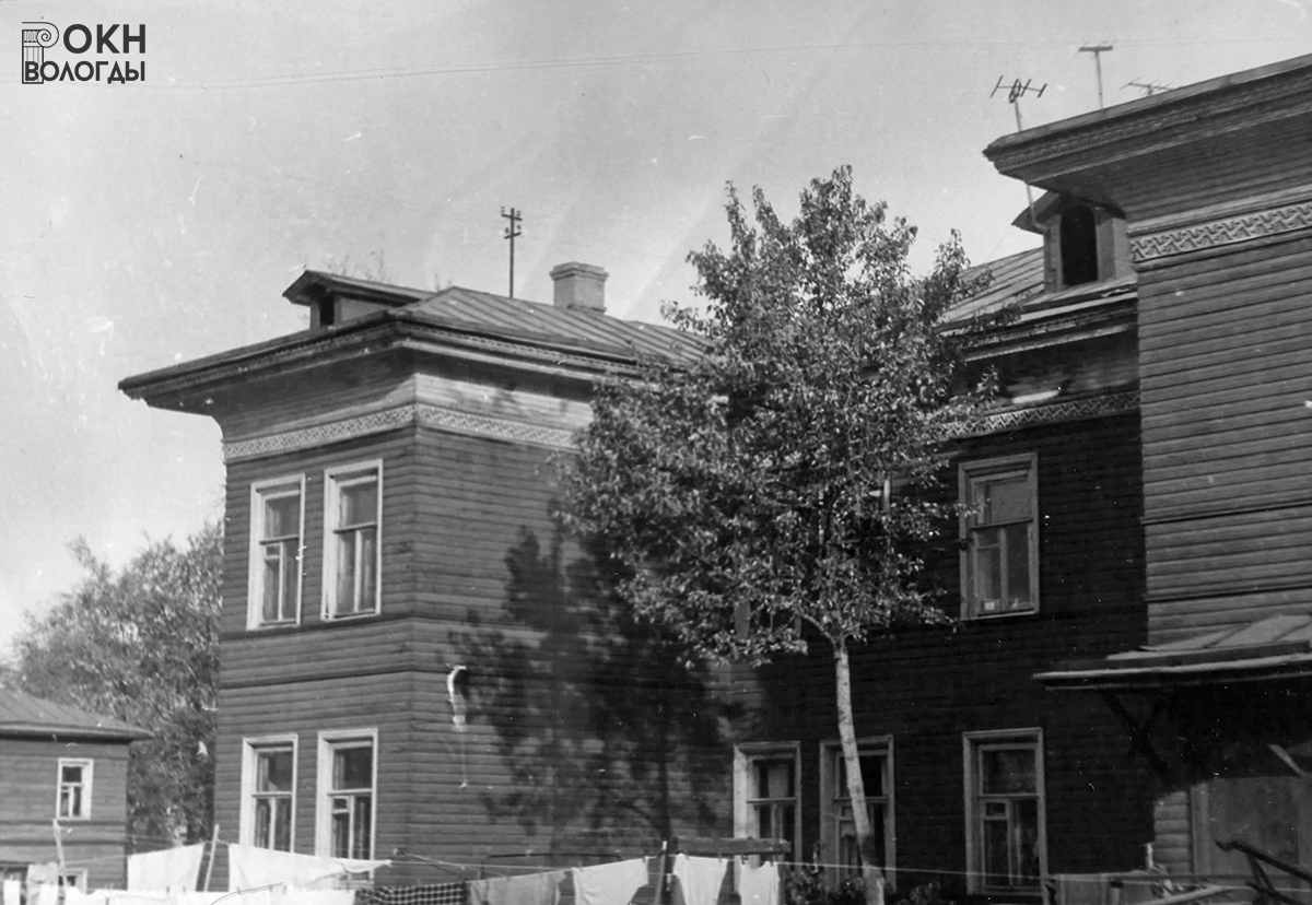 Северный (дворовый) фасад, 1976 год