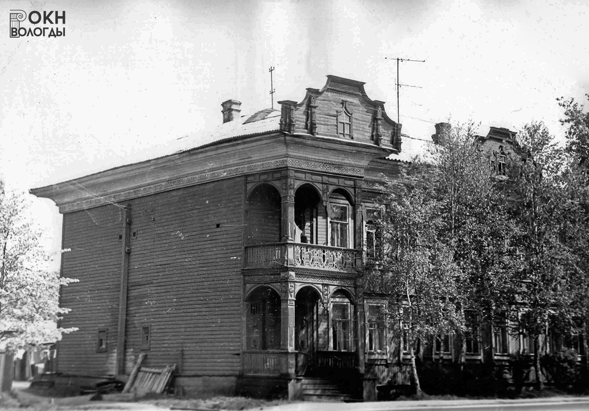 Западный фасад, 1976 год