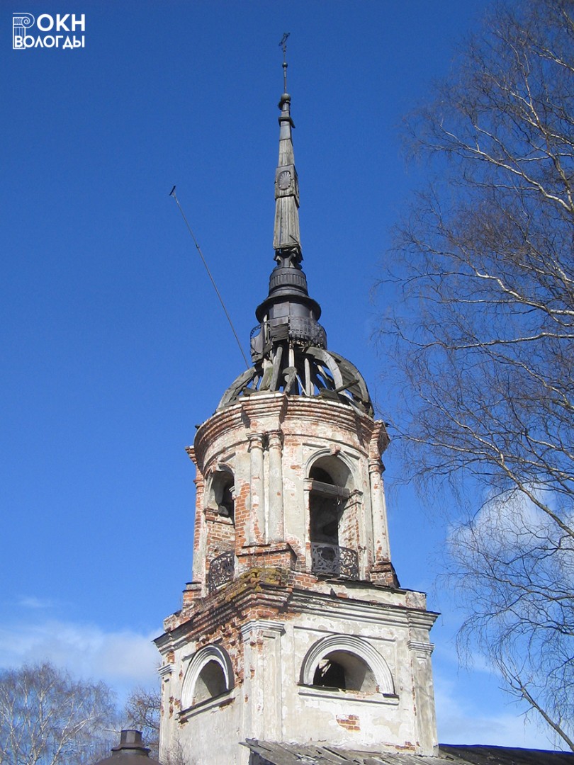 Церковь Покрова пресвятой Богородицы, верхние ярусы колокольни, 2008 год